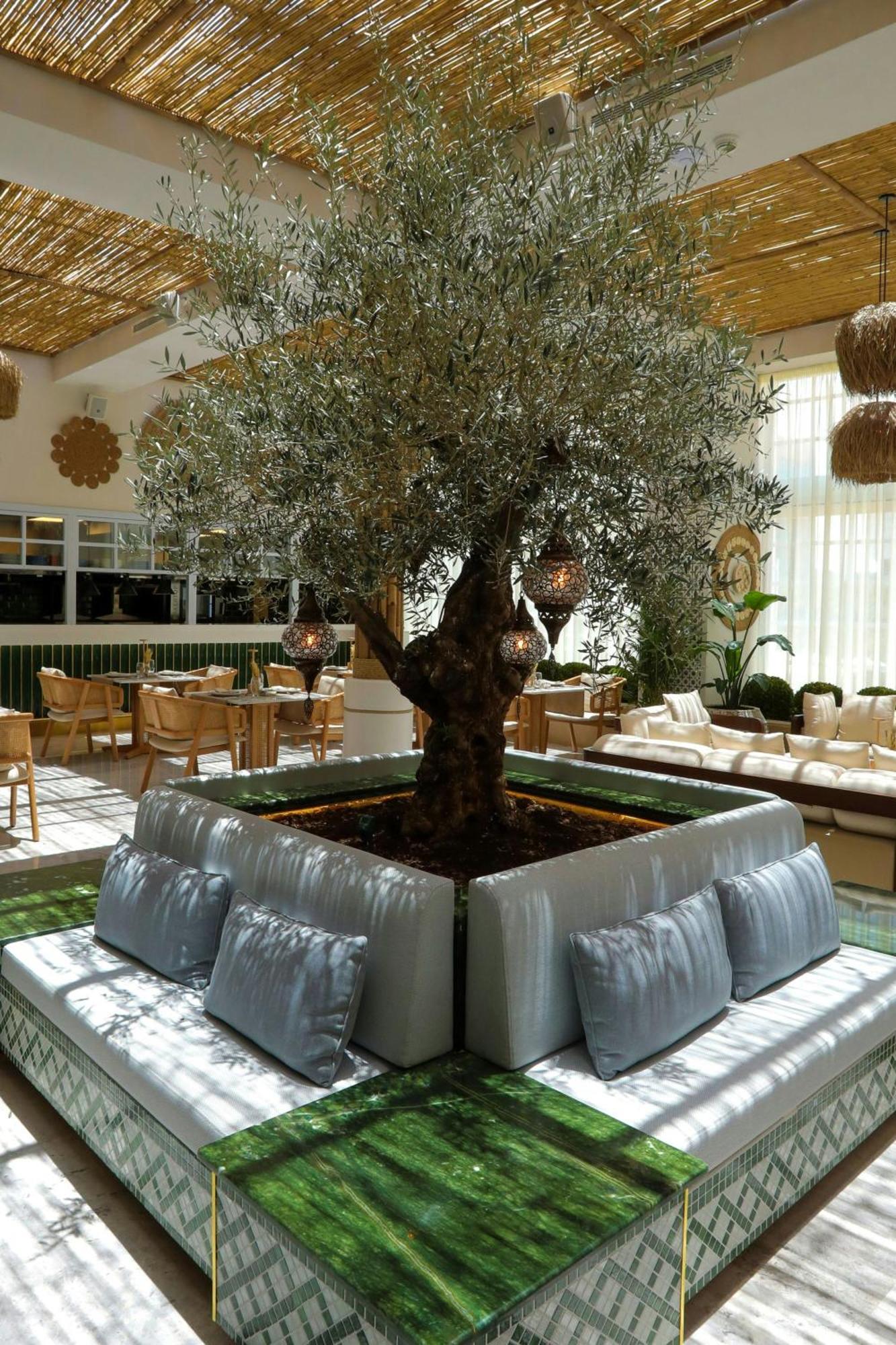 Courtyard By Marriott Riyadh Olaya Bagian luar foto